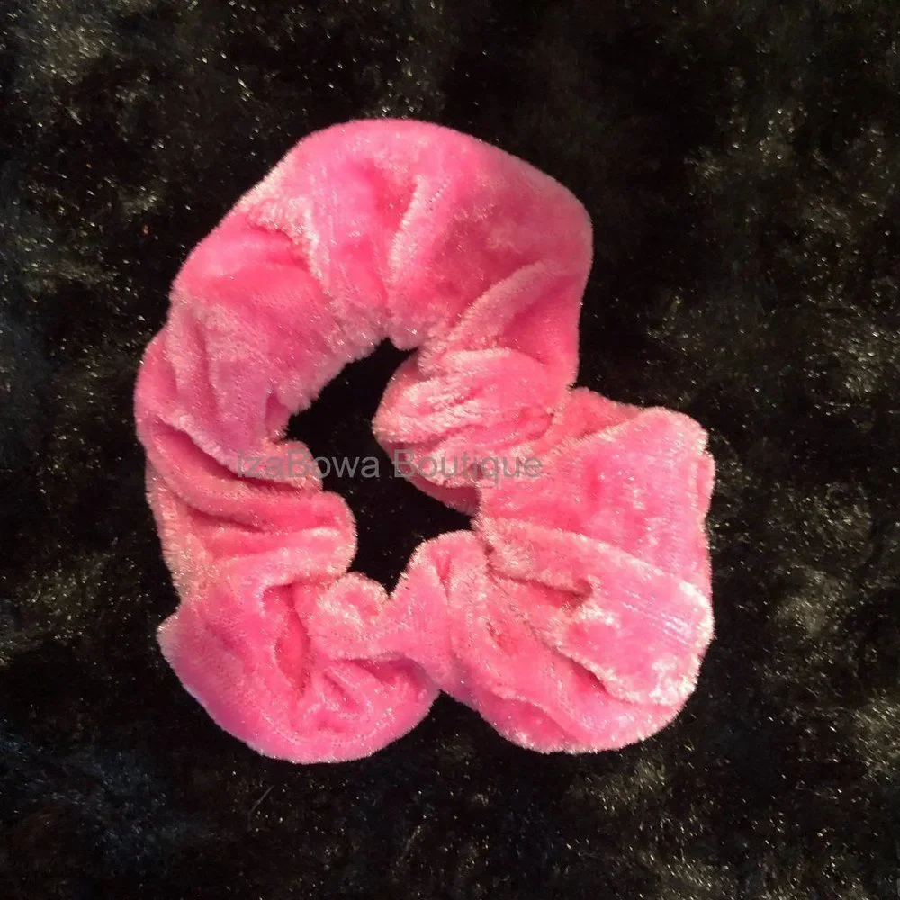 Bubblegum Velvet Scrunchie    SC2667 Handmade NWT Boutique